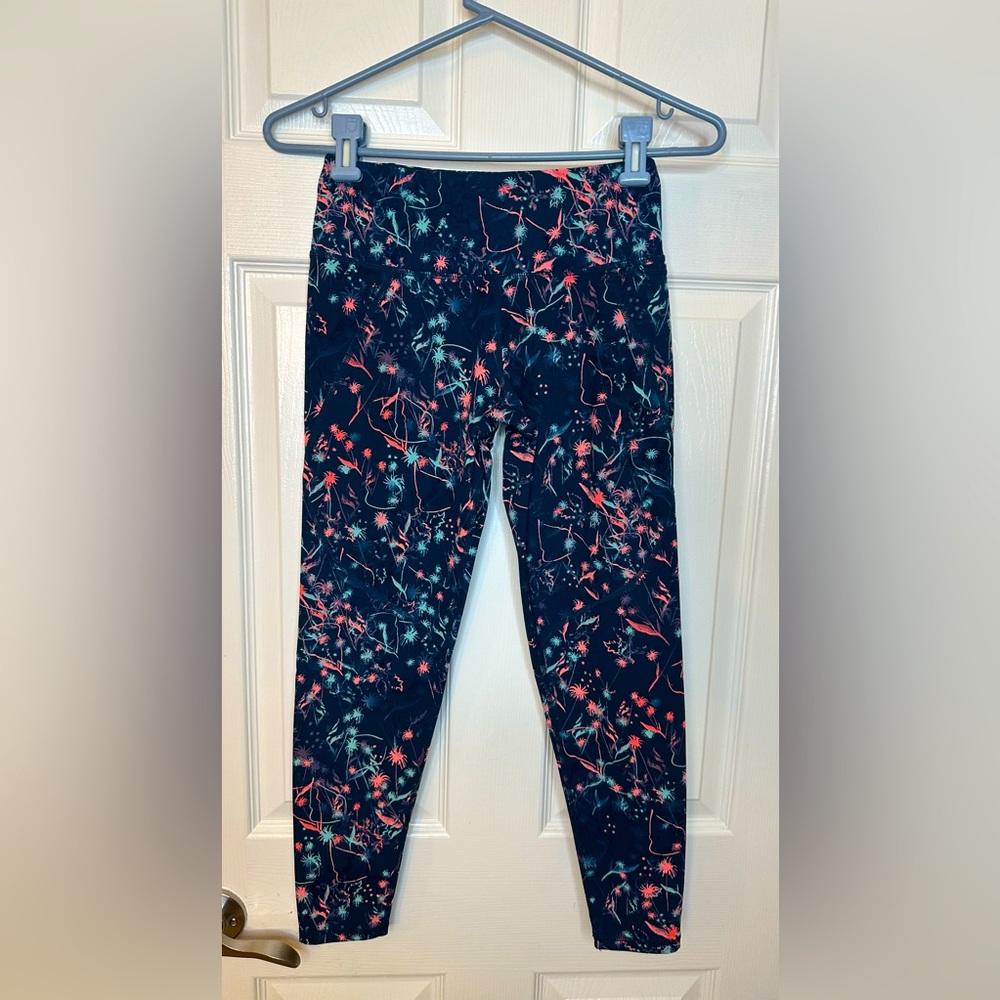 MINT Sweaty Betty Power Workout 7/8 Gym Leggings Beetle Blue mystical flower XS